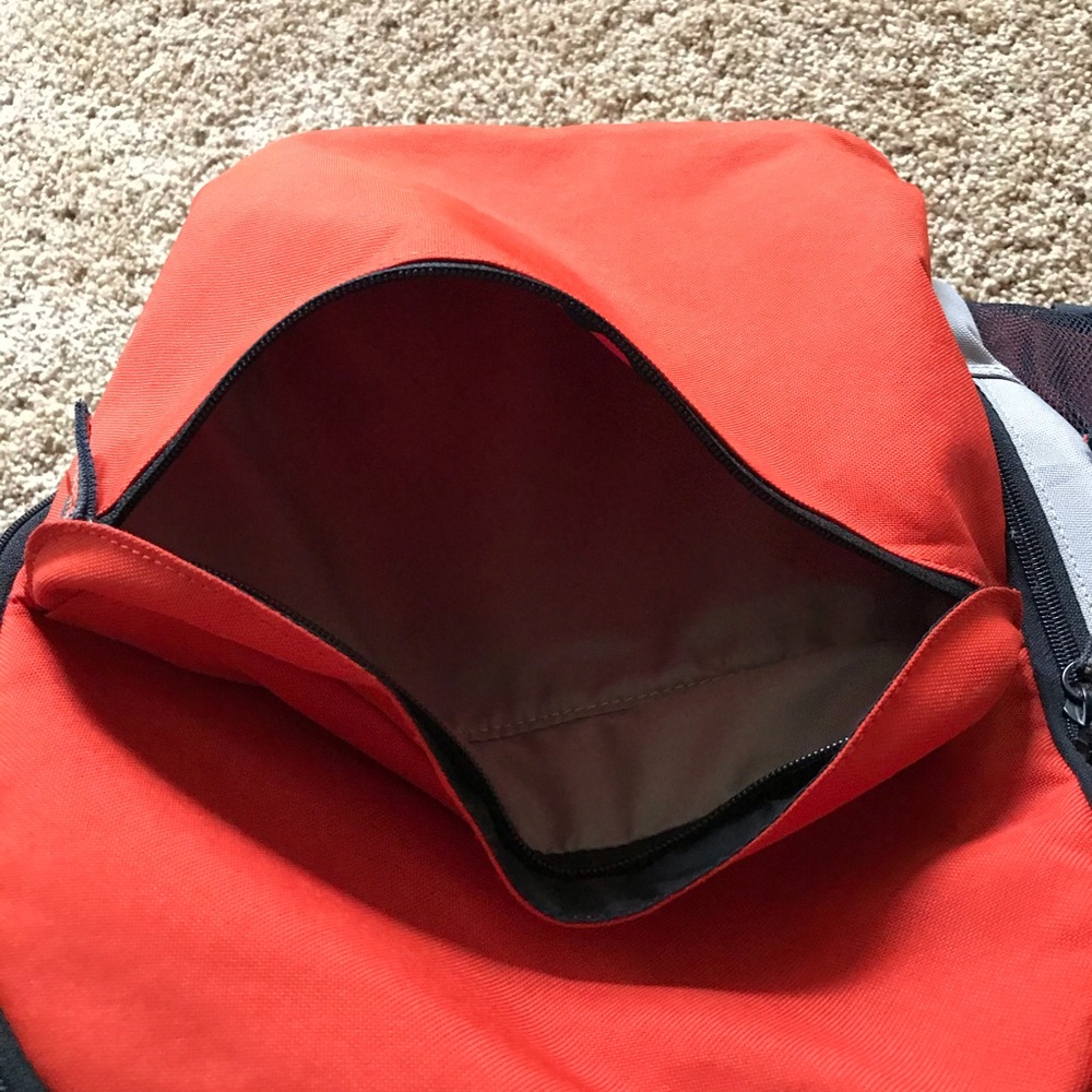 LAND’S END Backpack - Picture 8 of 8